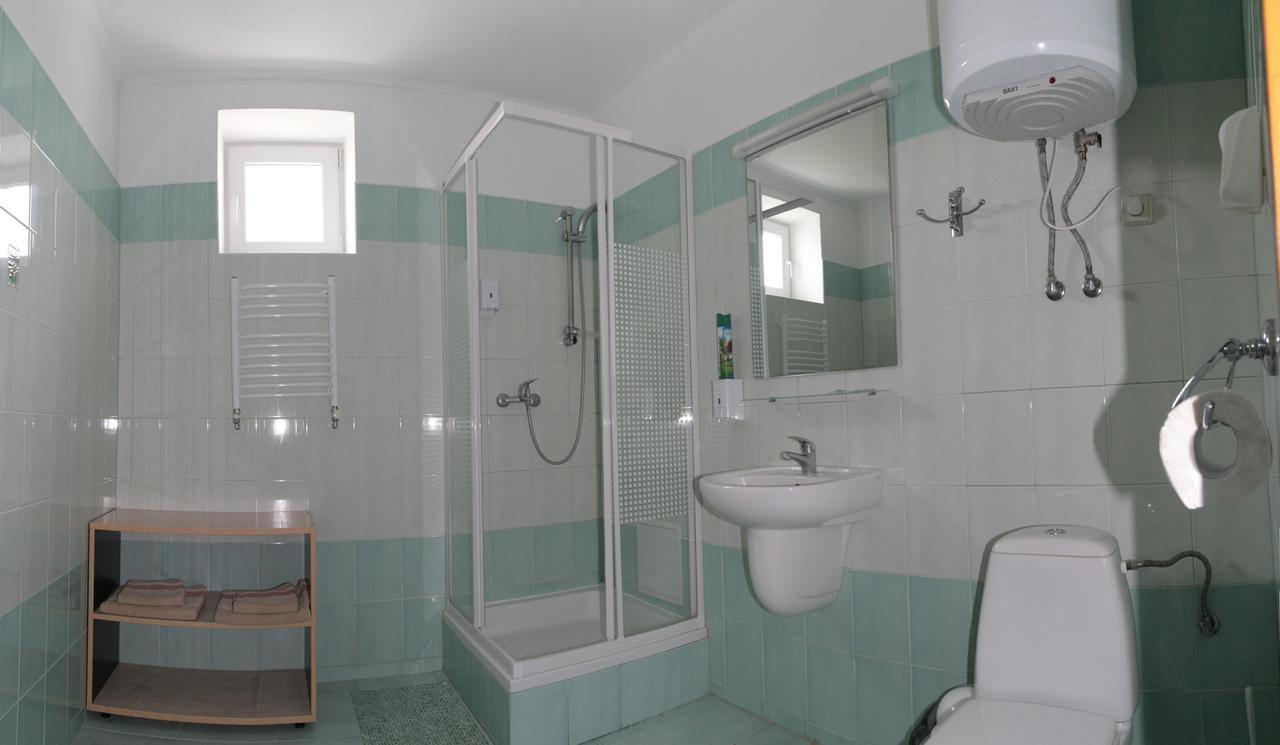 Motel Karpaty Viking Nizhneye Sinevidnoye Pokoj fotografie